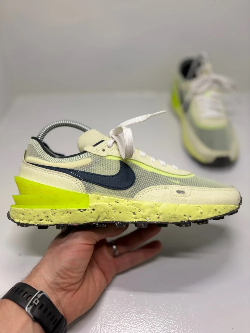 Nike Waffle One Volt Green Mesh Suede Sneakers Men’s 6.5 Trail Style Running S